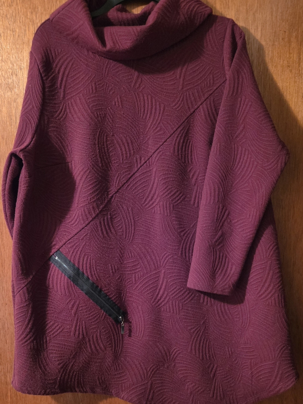 Vans Women's Maroon Textured Funnel-Neck Sweater with Diagonal Zip